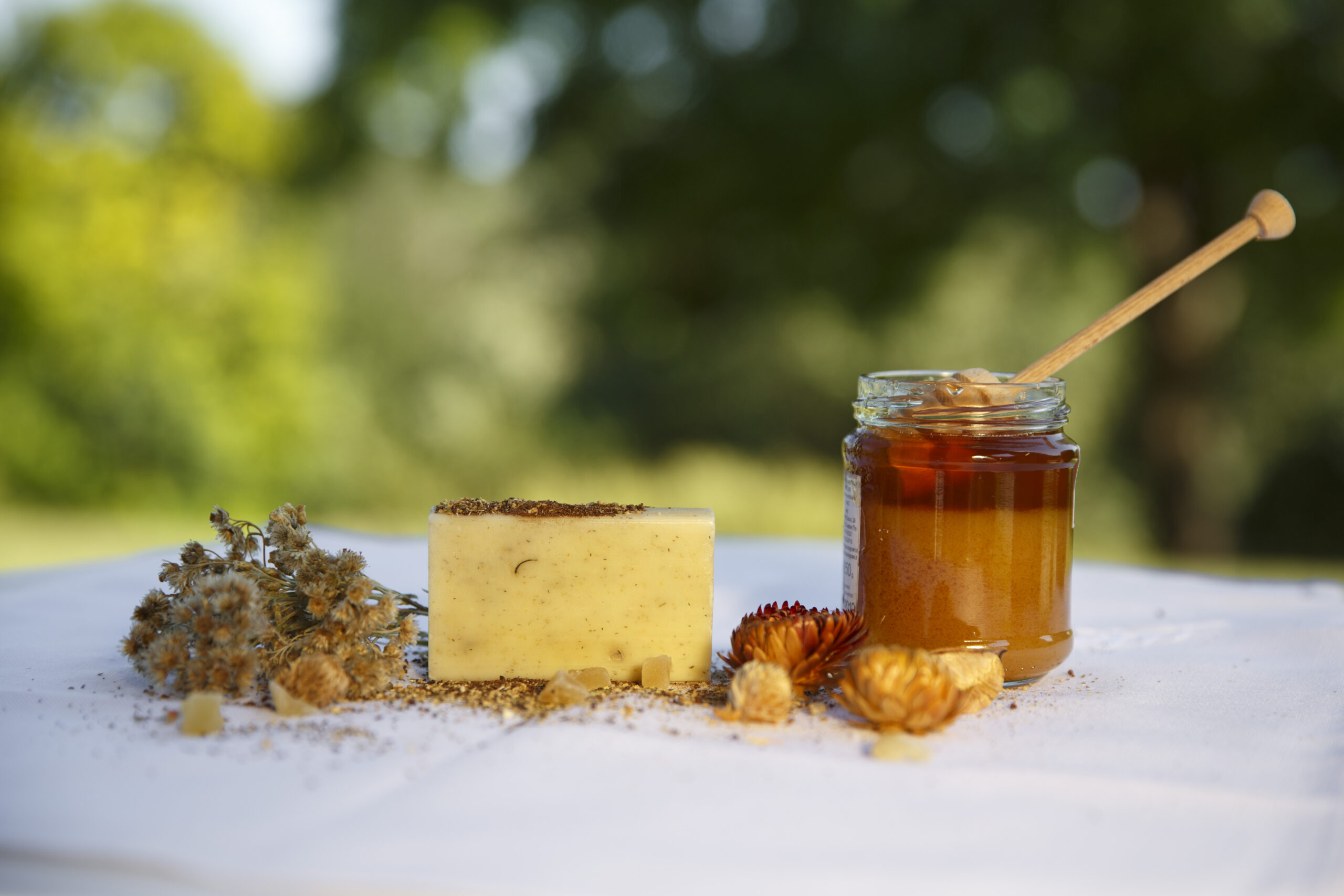 Sapone vegetale alla fragranza di camomilla e miele
